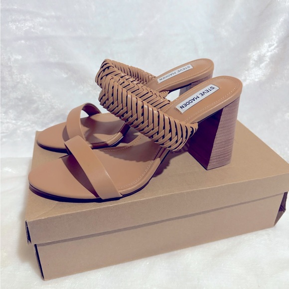 STEVE MADDEN Cathy Tan Sandals - Picture 6 of 9